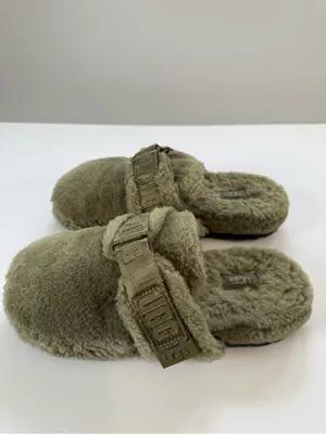 UGG women’s Olive Green Fuzz Clog Slippers thumbnail 5