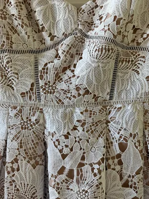 White House Black Market white lace midi dress with floral pattern, size 0 #lace #floral thumbnail 7