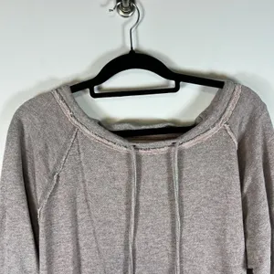 Free People Heather Pink Cross-Back Sweatshirt‎ Size Sz Medium Casual Boho thumbnail 2