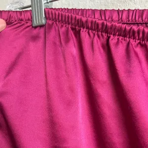 Victoria’s Secret Fuscia Satin Pajama Set Side Medium thumbnail 4