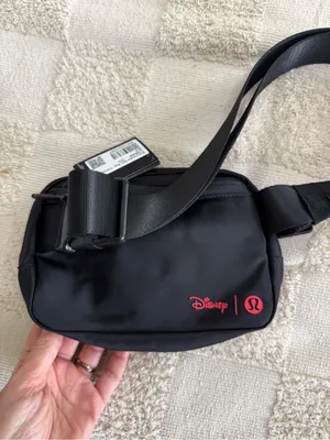 NWT Lululemon Everywhere Belt Bag‎ *Disney thumbnail 3