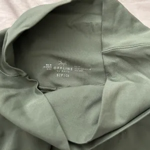 Aerie Offline Hi Rise Crossover Leggings 7/8 In Olive Green thumbnail 3