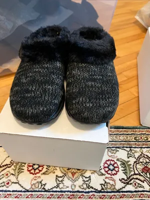 Skechers NWT memory foam slip ons thumbnail 2