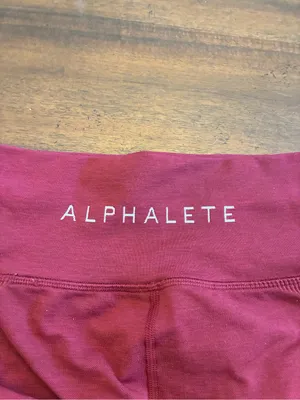 Alphalete Leggings Women’s Medium Red Burgundy Full Length Athletic Mild Pilling thumbnail 4