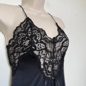 Val‎ Mode Womens Nightgown Medium Black Lace Trim Rose Accent Midi Slip Dress thumbnail 3