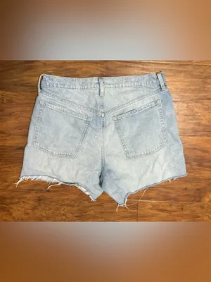 Old Navy High-Waisted Baggy Jean Shorts Light Wash Frayed Cut Offs 2026 Size 10 thumbnail 2