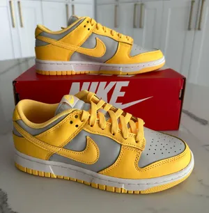 Nike Women’s Dunk Low Sneakers thumbnail 1