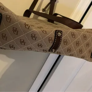 Dooney & Bourke Jacquard tote‎ Jacquard signature tote thumbnail 3