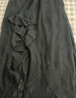 Versona Black Maxi Dress thumbnail 2