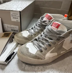 Mid-Star Classic Golden Goose thumbnail 3