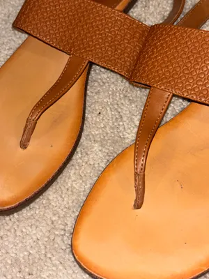 Calvin Klein Tan And Brown Sandals Size 8.5 thumbnail 7