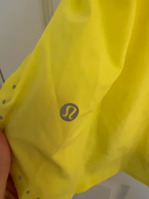 Lululemon Fast & Free Shorts High-Rise Airflow thumbnail 3