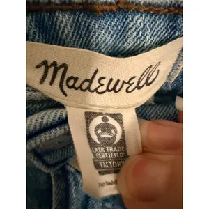 Madewell Curvy Perfect Vintage Jean Women 28‎ Light Wash Distressed Raw Hem thumbnail 4