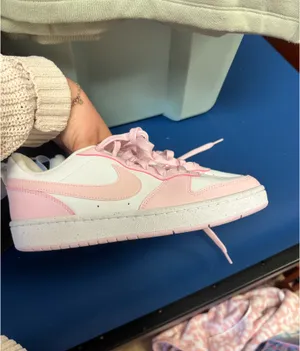 Nike Shoes Women’s thumbnail 3