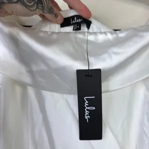 NEW Lulus Luxurious Vision White Satin Off-the-Shoulder Slip Mini Dress Small thumbnail 7
