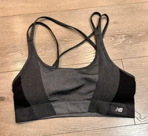 New Balance Sports Bra XLarge XL Gray Black Cross Workout‎ Gym Active Padded thumbnail 1