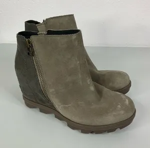 Sorel Joan of Arctic Brown Suede Side Zip Wedge Booties Size‎ 6.5 thumbnail 1