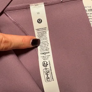 lululemon Glow Up™ Super-High-Rise Tight 28" NWT SZ 12 Color: LVLX thumbnail 6