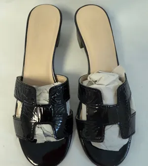 Black Patent Slip thumbnail 1