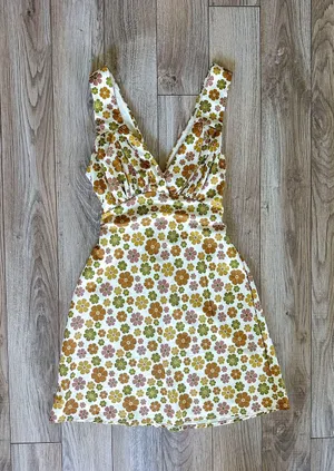 70’s Poolside Bias Cut Floral Mini Dress thumbnail 1