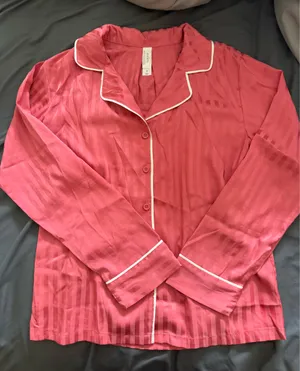 Auden Coral Pink Satin-Stripe Pajama Set with White Piping thumbnail 1