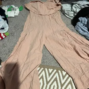 Selfie Leslie STRAPLESS WIDE LEG‎ JUMPSUIT NUDE PINK Small thumbnail 1