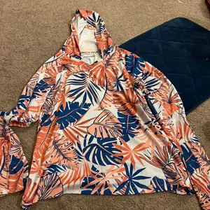 Columbia leave pullover L thumbnail 1