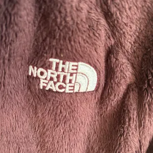 The North Face Osito 2 Fleece Jacket Womens Small Plum Purple Full Zip Soft thumbnail 6