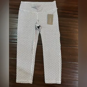 Crane & Lion Dwell Studio Facet Capri Tight 3/4 length Size 4 Leggings $90 thumbnail 4