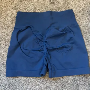 Seamless Scrunch Shorts thumbnail 2