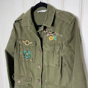 Zara Basic Z1975 Denim Military Utility Jacket Olive Green Embroidered Bird M thumbnail 3