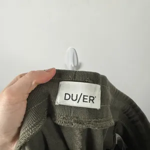Du/Er No Sweat Everyday Pant Pull On Laurel Green Travel 27" Womens Medium thumbnail 6