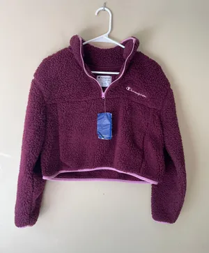 Champion cropped sherpa thumbnail 1