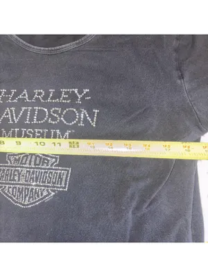 Harley-Davidson Museum Woman’s XL Rhinestone Motorcycle Logo Black T-Shirt thumbnail 7