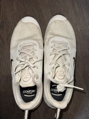 Nike Renew Size 10 thumbnail 2