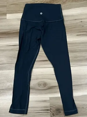 Lululemon Grey Cropped Wunder Under Leggings Women’s 2 thumbnail 1