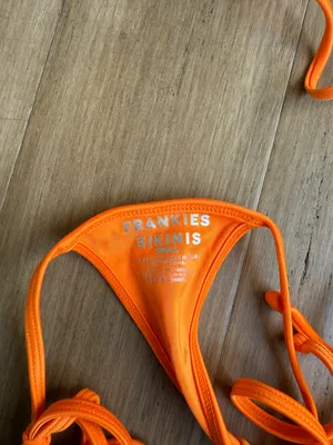 Frankies Bikinis Set thumbnail 4