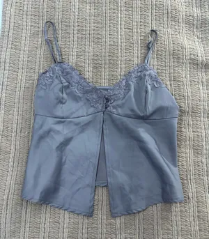 Grey going out top Gray thumbnail 1