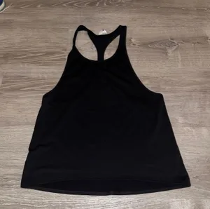 Fabletics Black Tank Top Size Small thumbnail 1