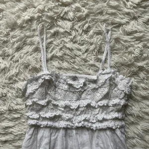 American Eagle Ruffle Upper Back Cutout White Mini Dress New With Tags Size M thumbnail 2
