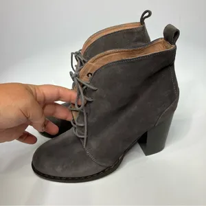 Seychelles Anthropologie Brand gray suede leather heel lace up‎ booties size 9.5 thumbnail 4