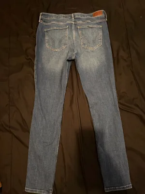 Ultra High-Rise Super Skinny Hollister Jeans thumbnail 2