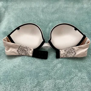 Victoria's Secret Strapless Push Up Bra thumbnail 7