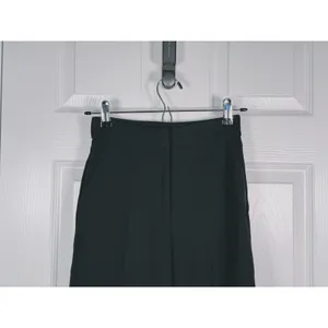 Aritzia Effortless Pant Wide Leg Trouser Size 00 Black Office Career Pleated thumbnail 5