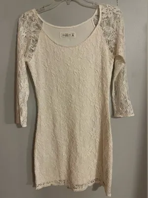 Abercrombie & Fitch Cream Lace 3/4 Sleeve‎ Dress thumbnail 1