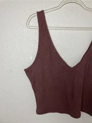 BNWT! Abercrombie & Fitch Brown Ribbed V-Neck Crop Top Size XL thumbnail 2