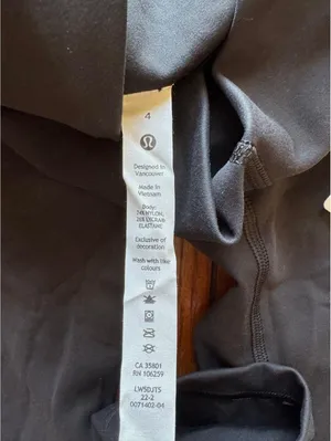Lululemon Instill High Rise 25” Black Size 4 NWT thumbnail 6