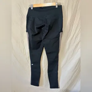 Fabletics on the go high waisted leggings thumbnail 2