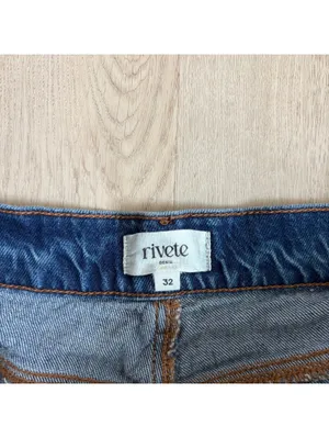 Loft Rivete NWOT Women's Relaxed Straight Mid Rise Jeans Size 32 thumbnail 4