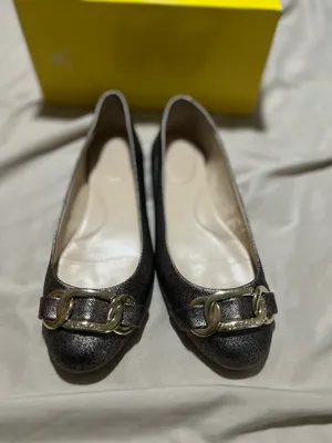 Calvin Klein flats thumbnail 1